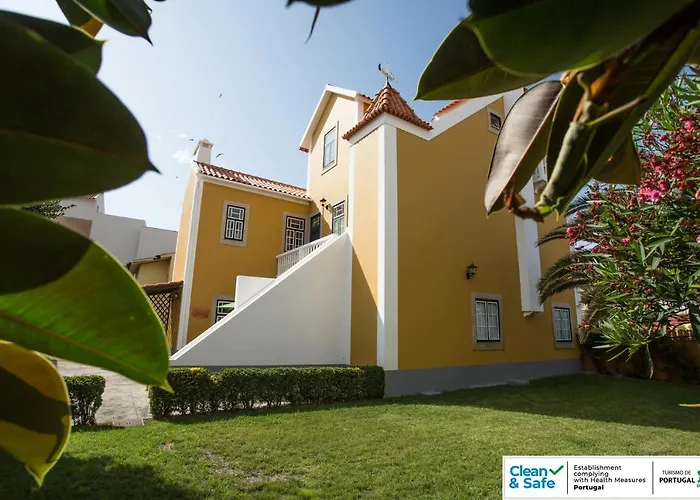 . Yellow Pavilion * 토레이라