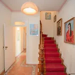Tatil Evi . Yellow Pavilion