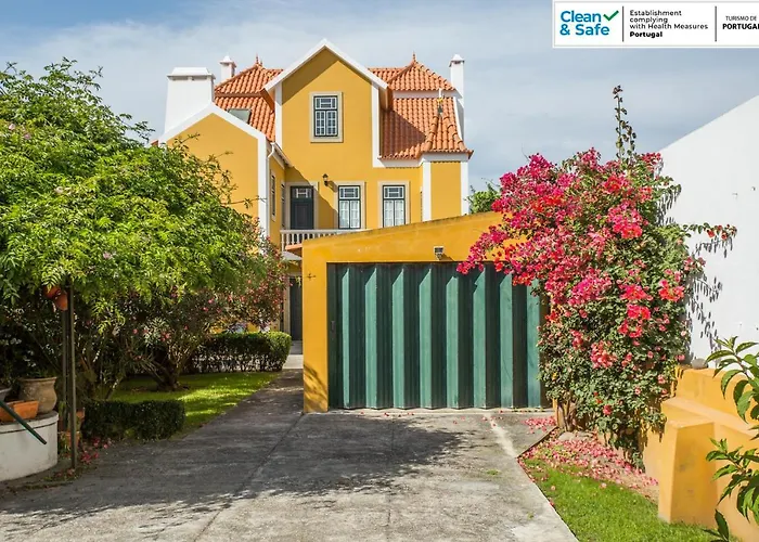 . Yellow Pavilion Casa de Férias Torreira